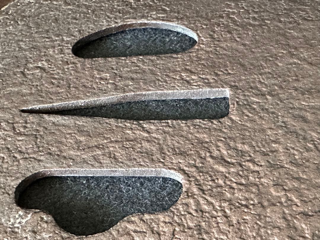 大型鍔　飾り鍔　鉄地 牡丹鳥紋 直径約28cm*25cm つば 重量2.5kg