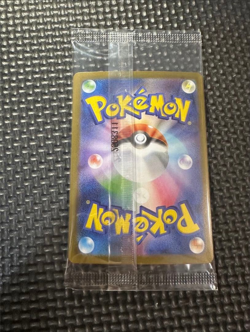 美品 ビクティニ bwr 争奪戦 優勝プロモ ポケモンカード