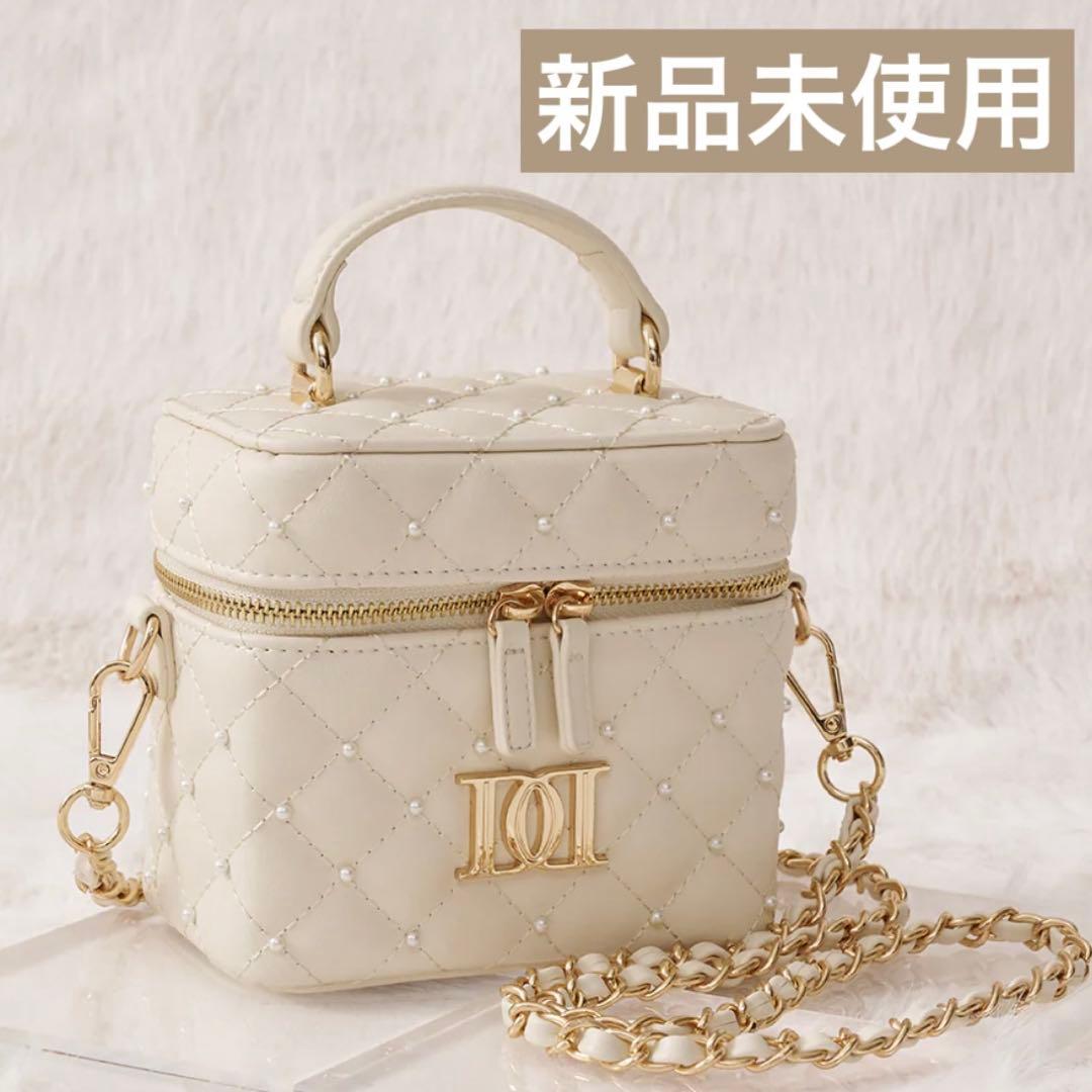 Darich 【ゴールドパーツ】キルティングパールスクエアミニバッグ IVO