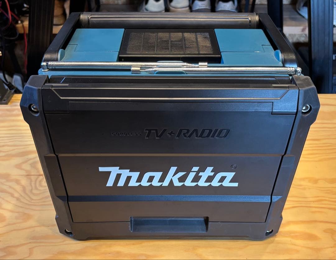 Makita ポータブルテレビ ラジオ Bluetooth