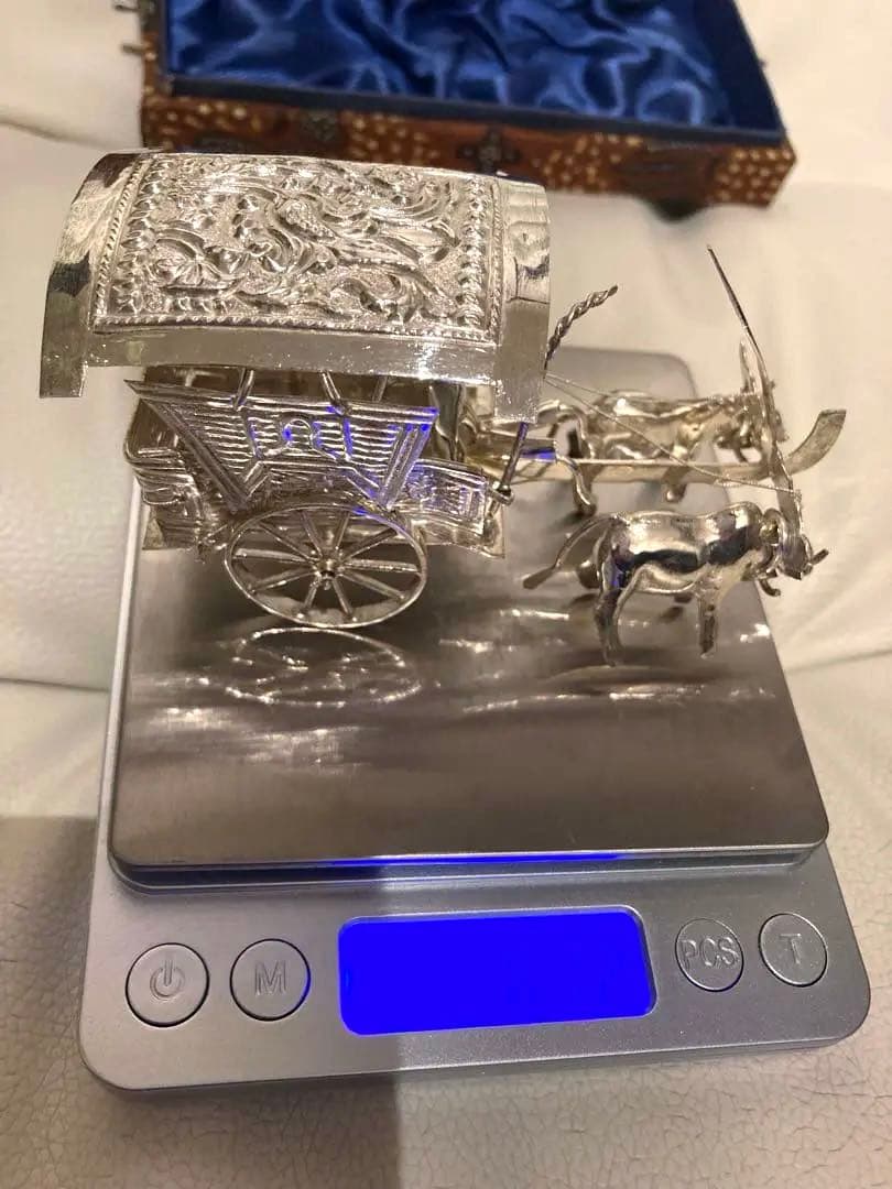 シルバー925 馬車　ガラスケース入り置き物