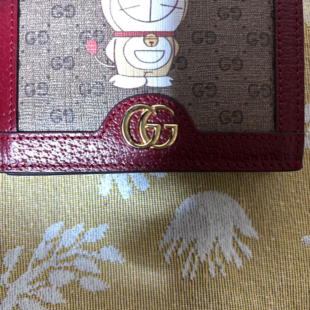 GUCCI ドラえもん二つ折り財布