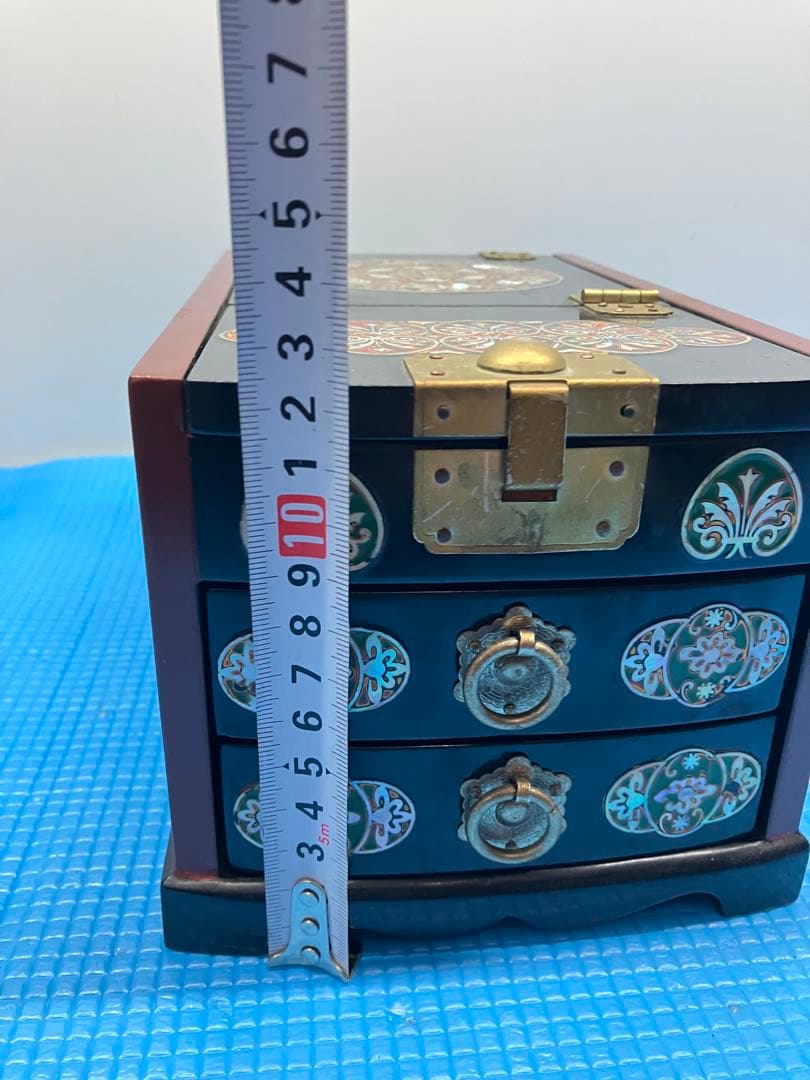 蝶と花模様　貝殻細工　螺鈿 螺鈿細工 漆器　宝石箱 ジュエリーボックス