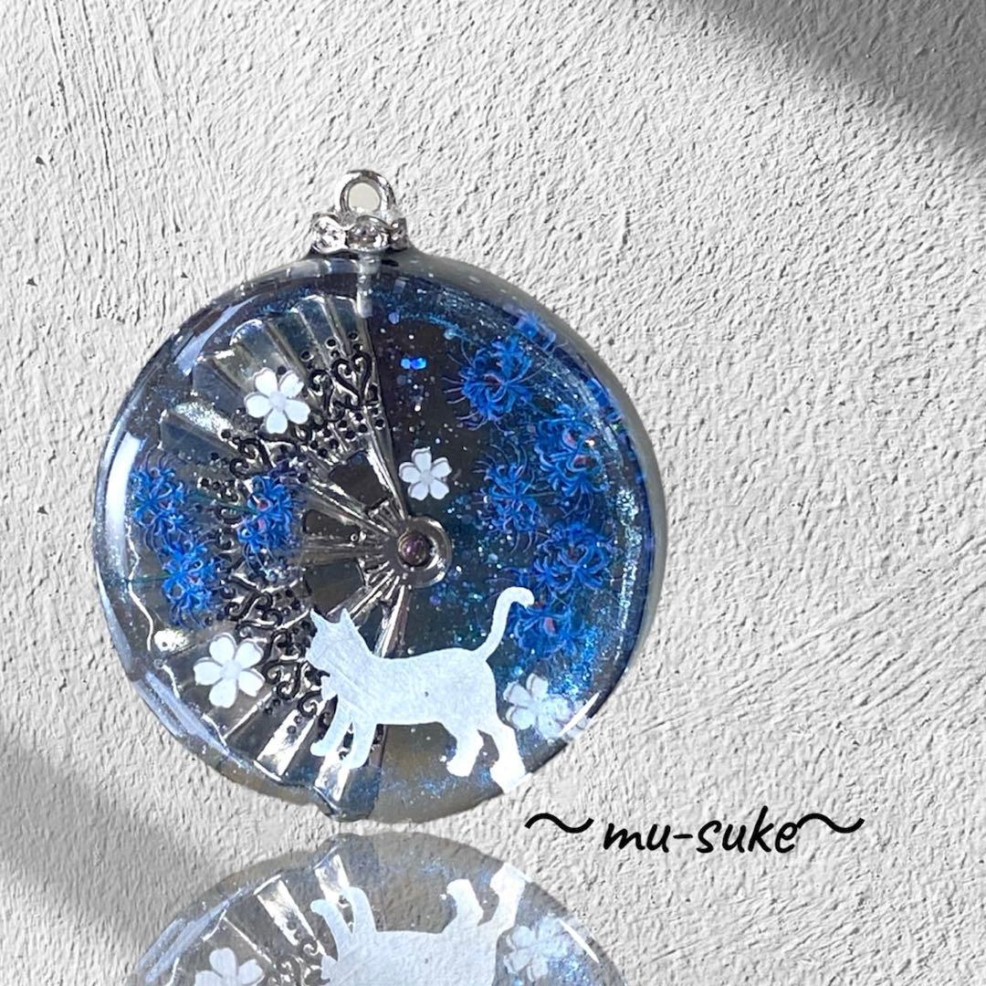 〜カヤ　☪︎⋆☽様〜新作　天然石　レジンネックレス　【猫紅葉】