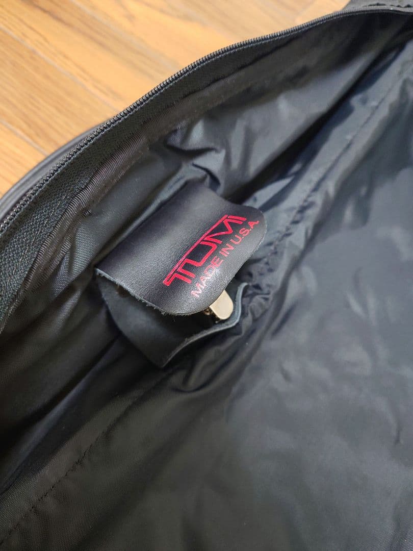 TUMI ガーメントバッグ (style 228)