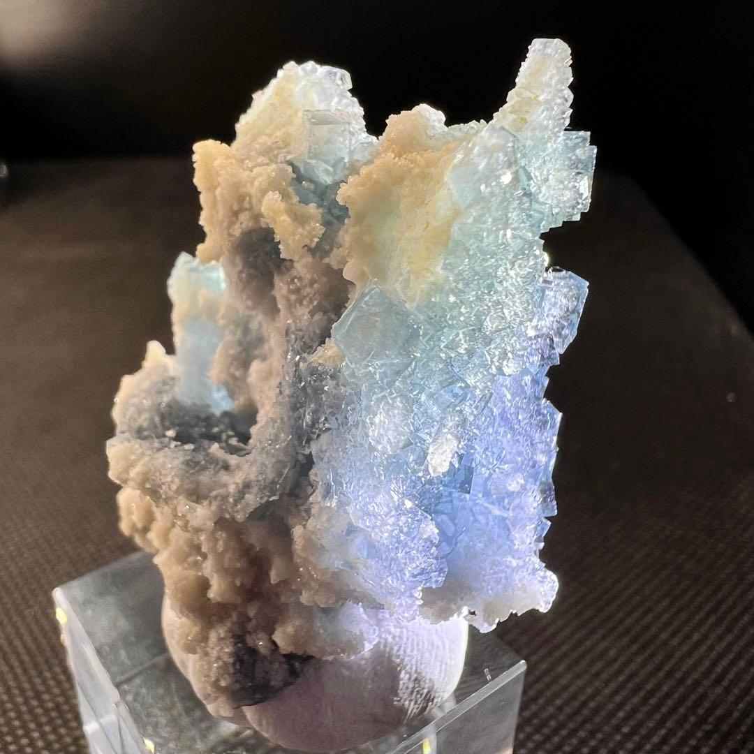 ヤオガンシャン産　「雪の城」「天使像」フローライト　シュガーフローライト