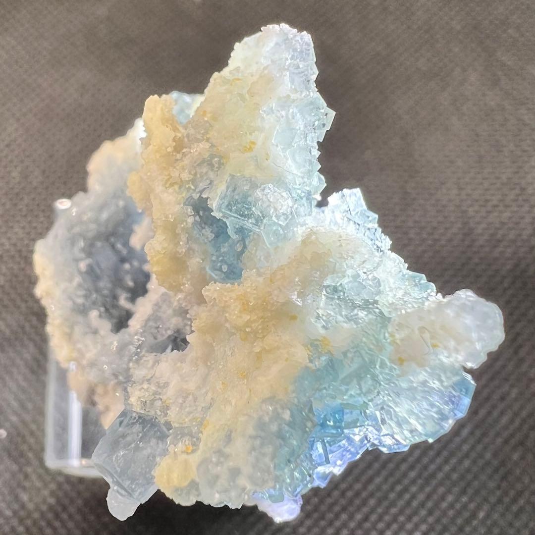 ヤオガンシャン産　「雪の城」「天使像」フローライト　シュガーフローライト