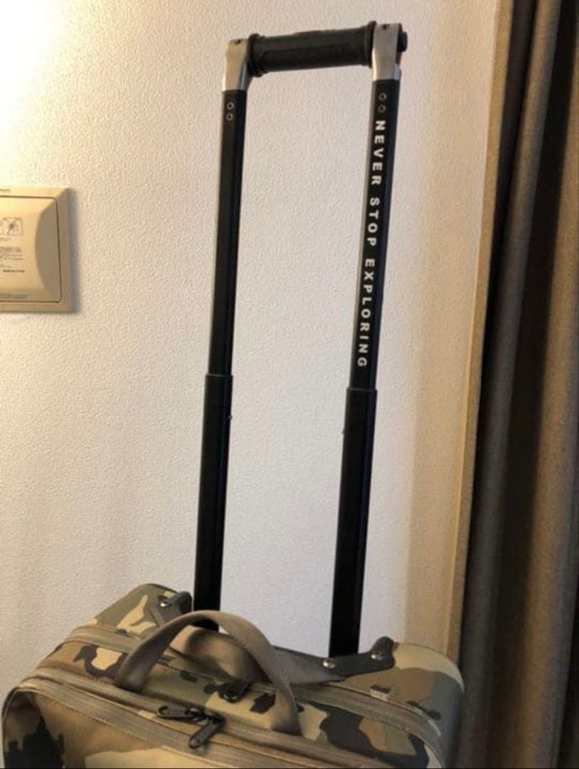 ノースフェイス シャトルローラー カモフラ 迷彩