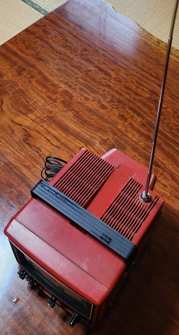 超希少 1975ナショナルカラーテレビ TH8-V5