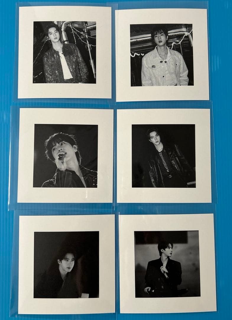 BTS JIN アクリルフォトアルバムキーホルダー（R）