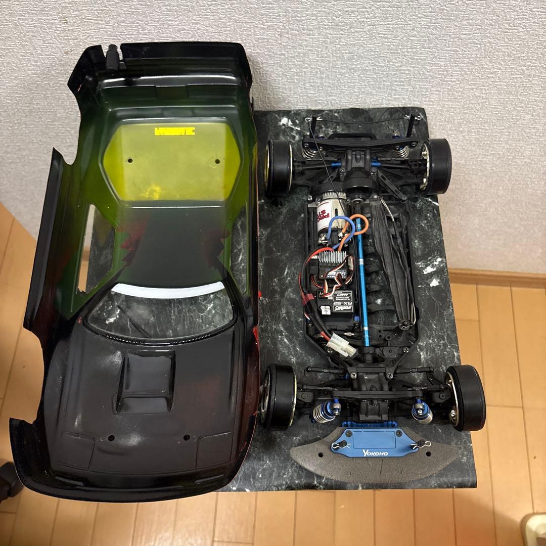 ヨコモ1/10ドリフトラジコン