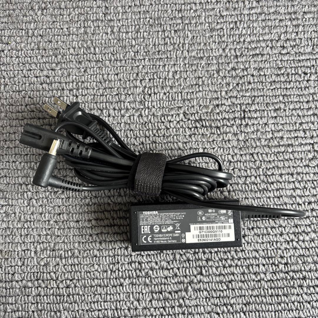 東芝dynabook BJ65/FS i3-10110U メモリ8GB AC付き