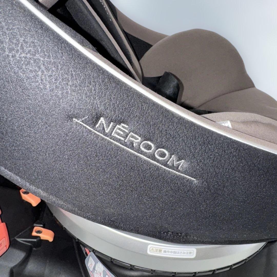 Combi WL ネムール エッグショック チャイルドシート