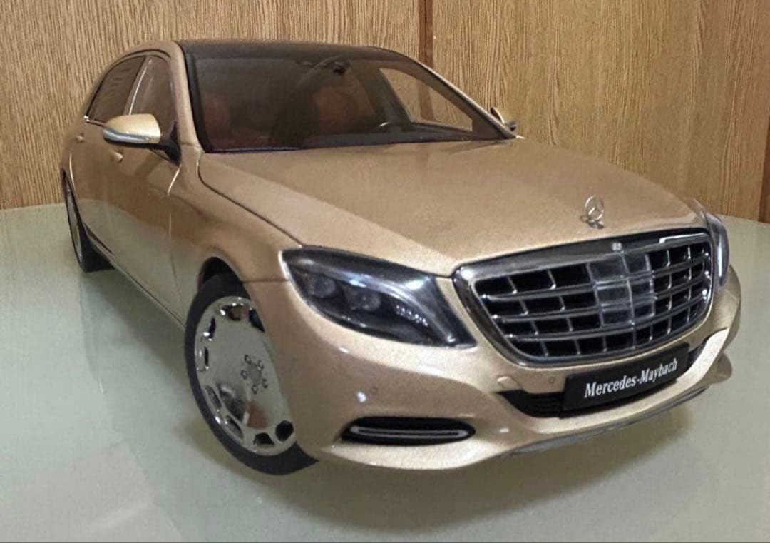 オートアート メルセデスベンツ　マイバッハ　絶版品　ミニカー