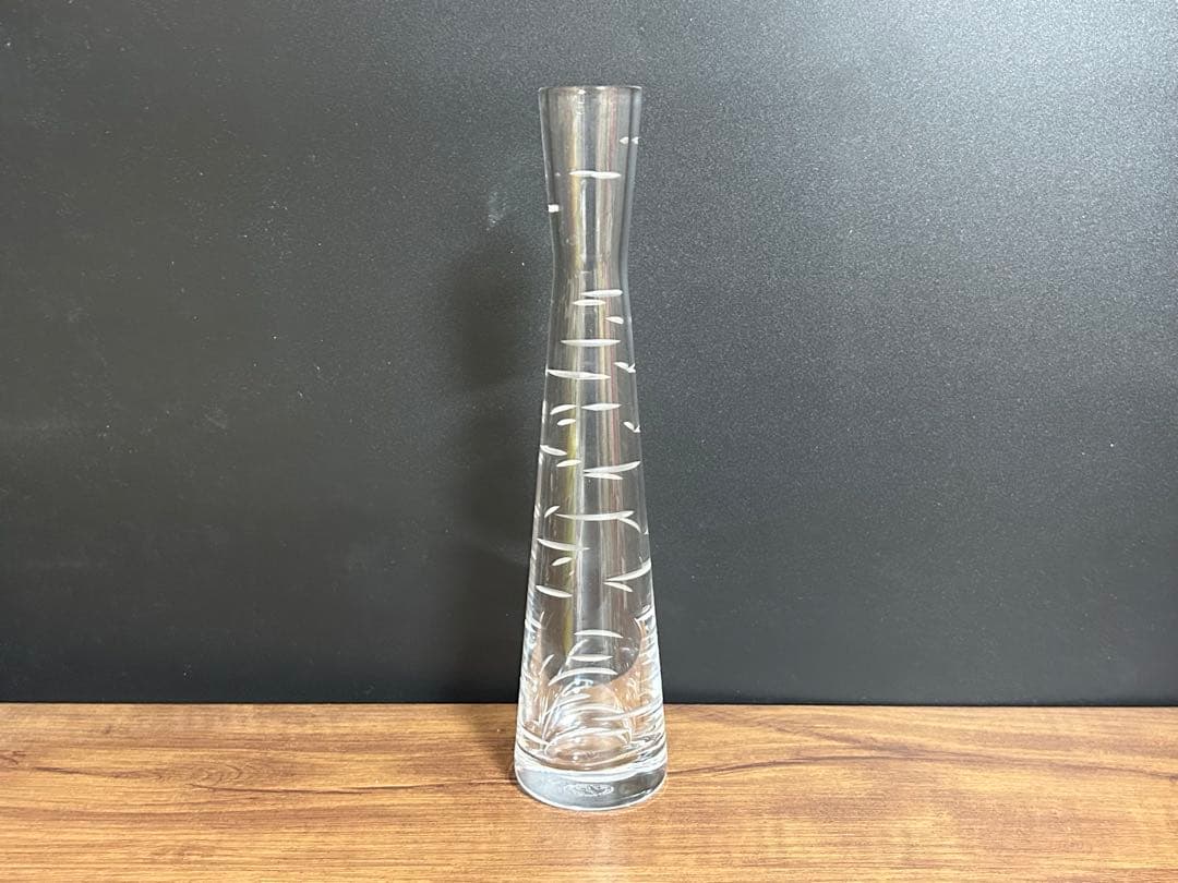 バカラ　ツンドラ　フラワーベース　一輪挿し