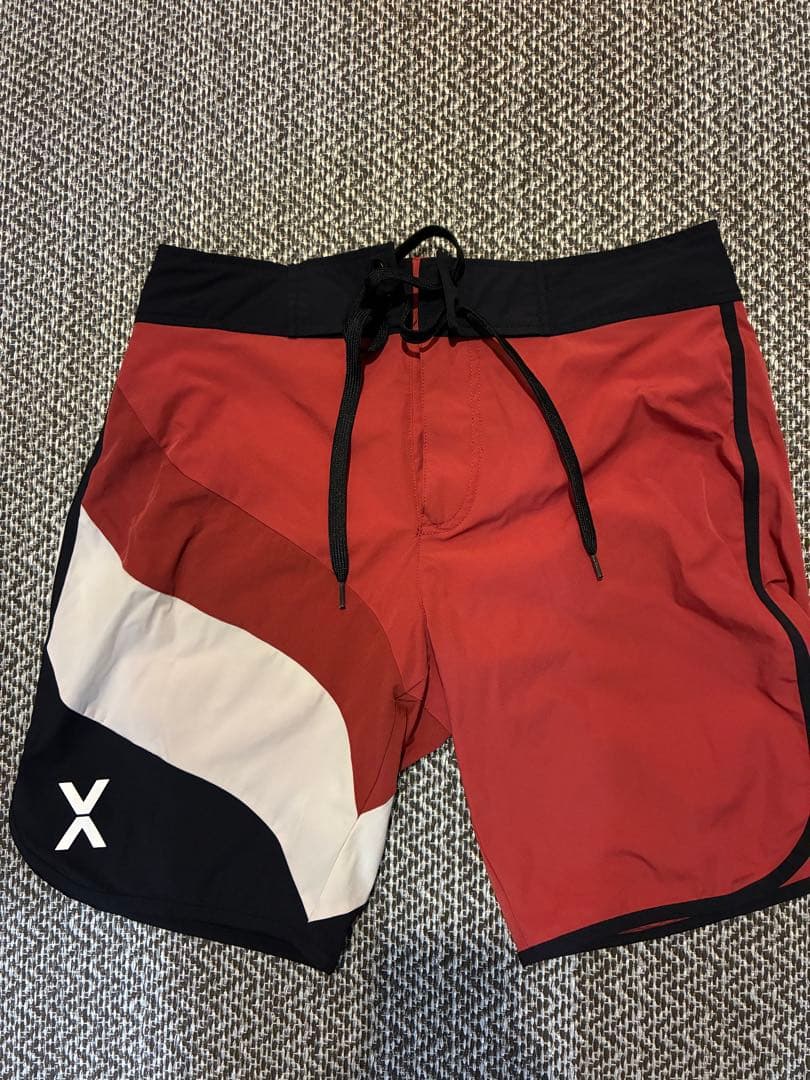 【完売品】 VEATM サーフパンツ S 赤 黒 白