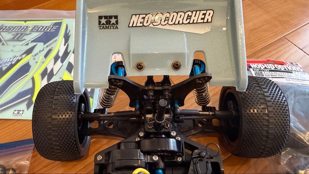 タミヤTT02B ネオスコーチャー　スライドエッジⅡボディー付き　最終値下げ