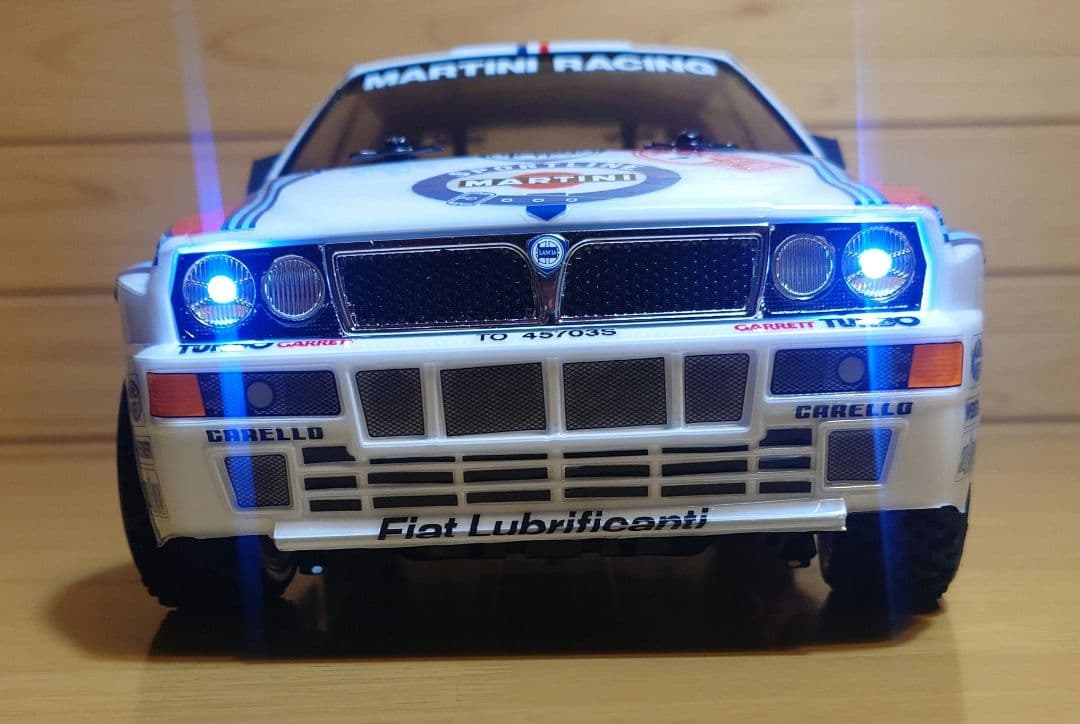 田宮RCランチアデルタインテグラーレLEDライト付＆プロポバッテリ…完成品セット