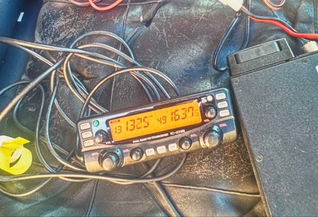 【本日限定値下げ】ICOM IC-2720 デュアルバンドFMトランシーバー