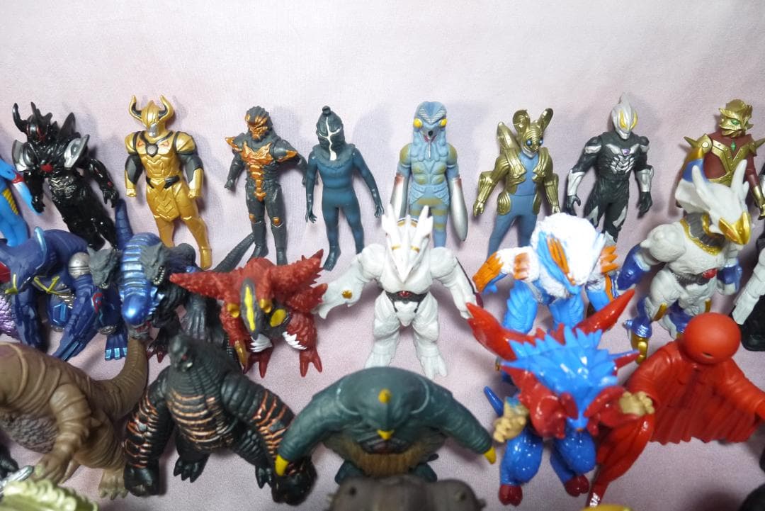 ウルトラヒーローシリーズ500　ウルトラ怪獣シリーズ500　ソフビ　121体