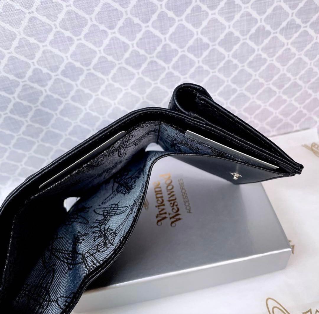 【内柄も素敵☆最新】Vivienne Westwood 三折財布 マットブラック