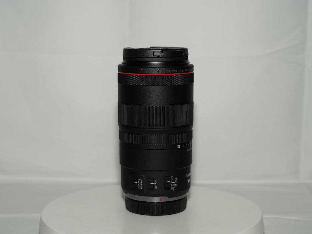 Canon RF 100mm F2.8 マクロレンズ