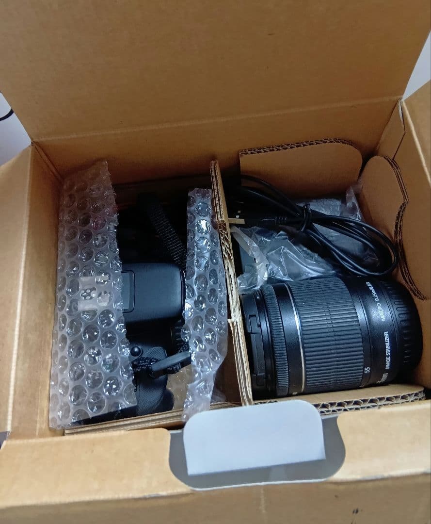 Canon EOS Kiss X7 ダブルズームキット　スピードライトセット