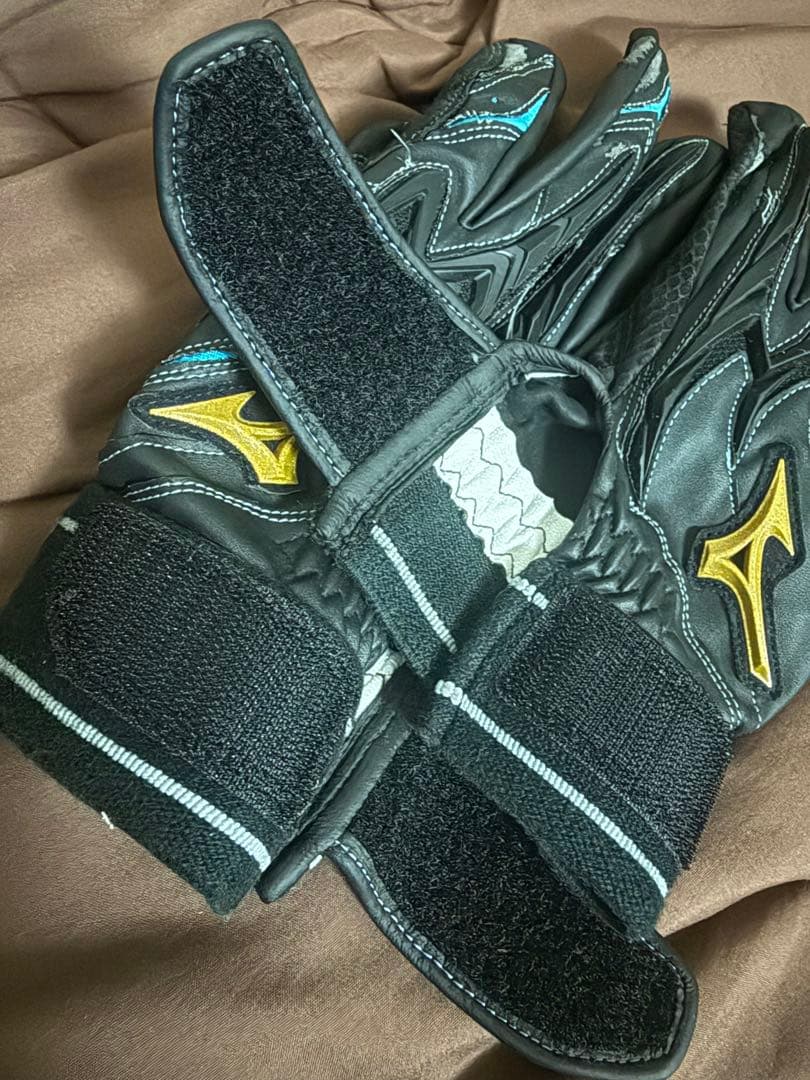 東京ヤクルトスワローズ 武岡 選手 実使用 バッティンググローブ 支給品 野球