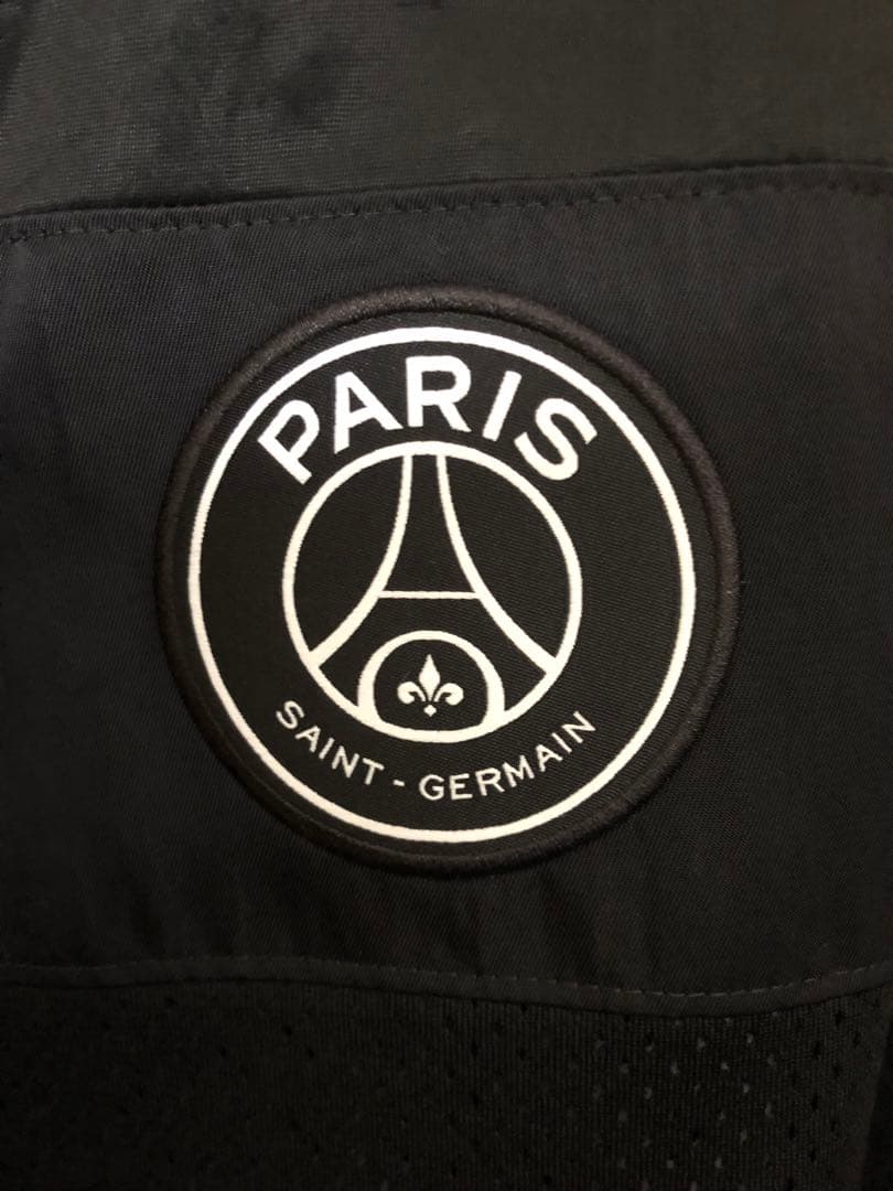 【美品】ジョーダン×PSGコラボ　ジップアップジャケット ブラック