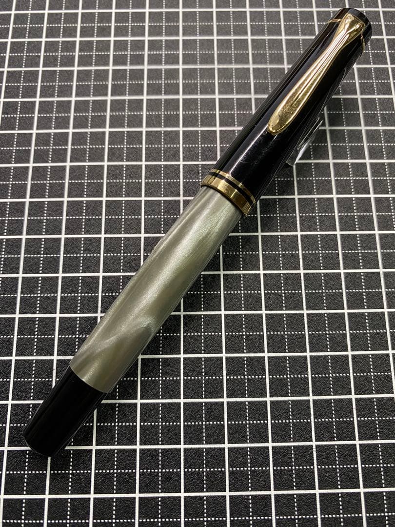 Pelikan M200 Green-Marble 万年筆　字幅OM