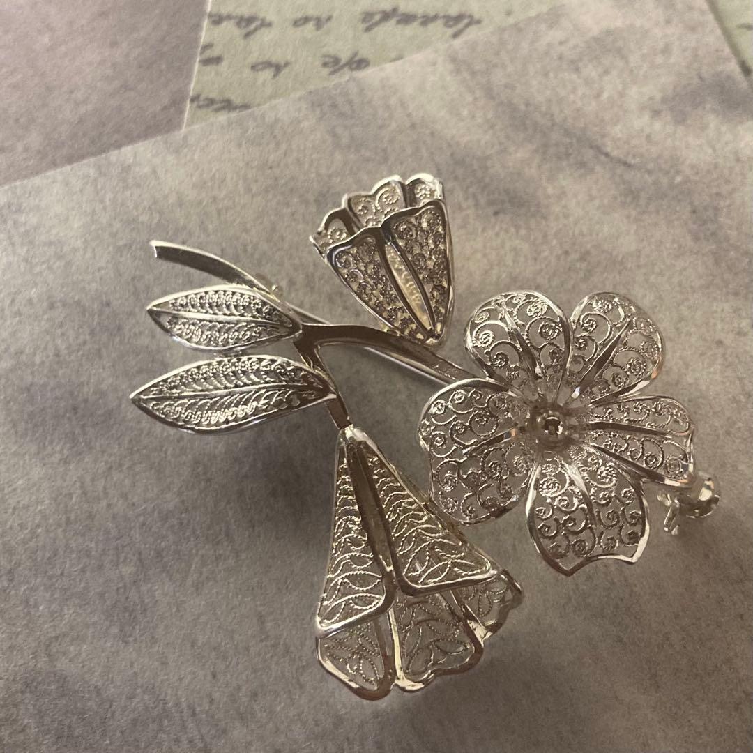 ヴィンテージ＊ブローチ　フィリグリー②　フラワー　シルバー　アンティーク