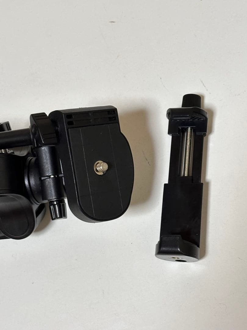 一眼レフキャノン kiss X10 トリプルレンズ、三脚 カメラ初心者におすすめ