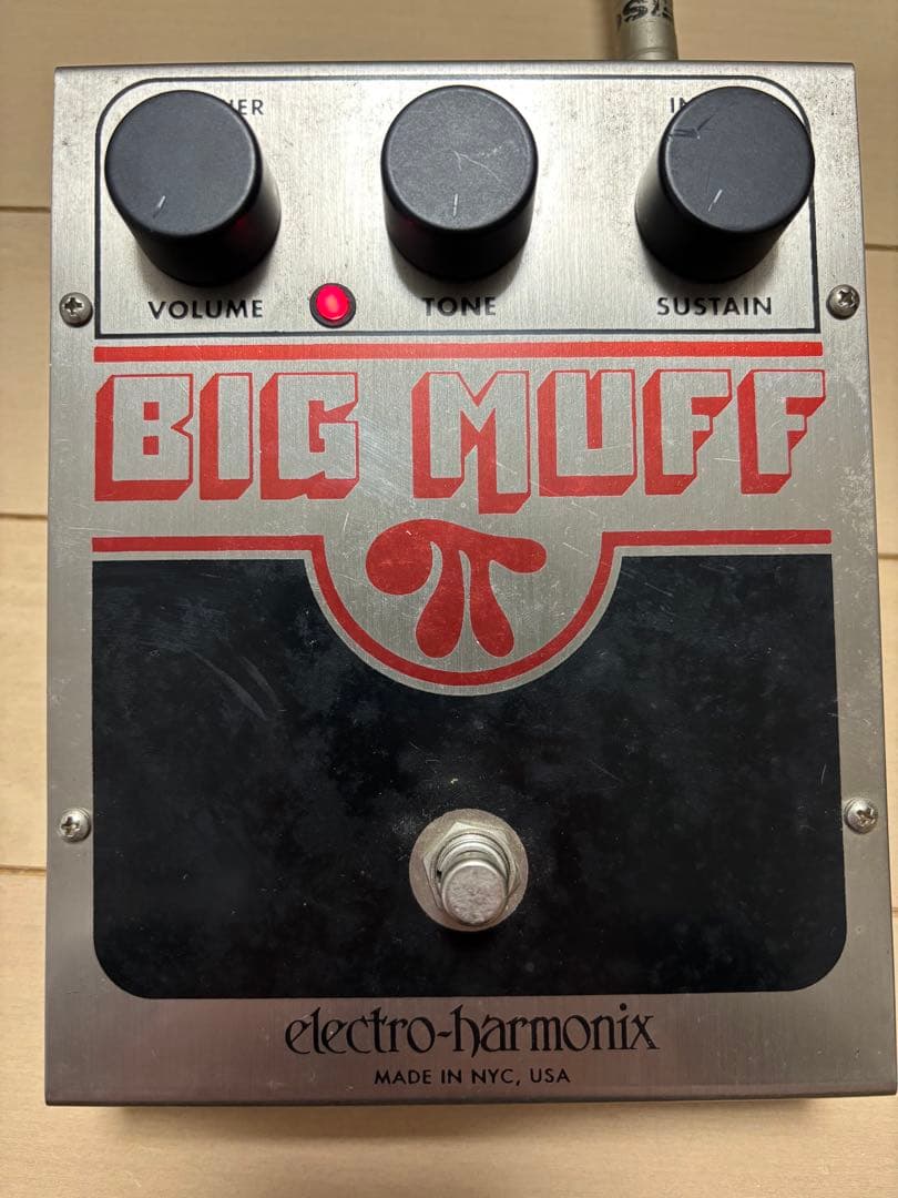 エレクトロハーモニックス BIG MUFF