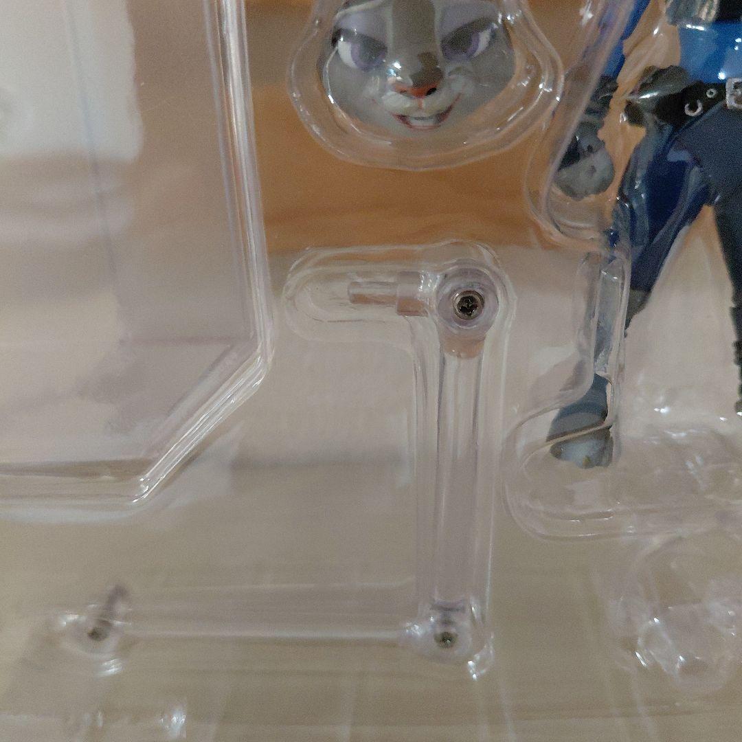 ぴ*ん様 ズートピア　リボルテック ジュディ・ホップス ムービーリボ　フィギュア