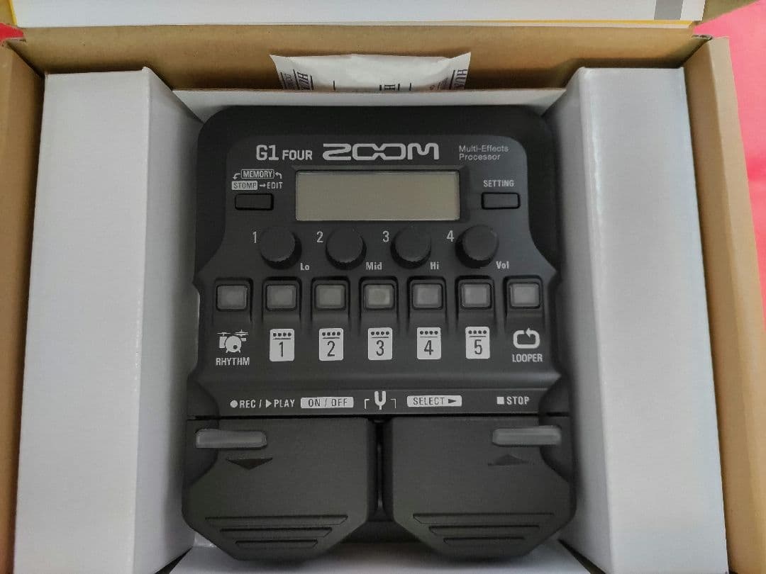 新品未使用！ZOOM G1 FOUR マルチエフェクター