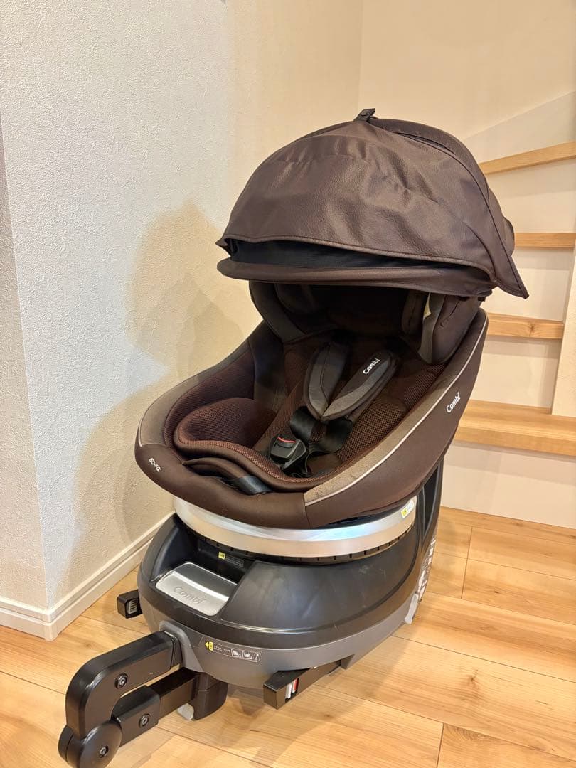 Combi クルムーブスマートISOFIXエッグショックJG-650