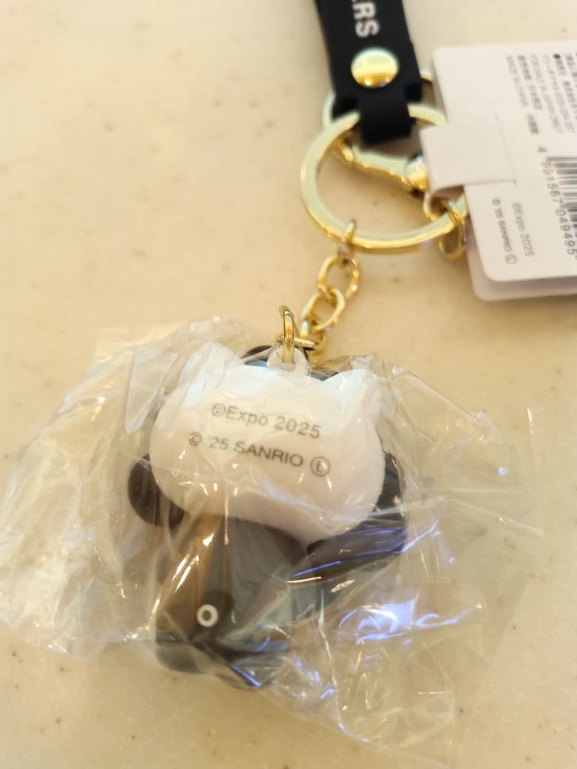 サンリオ黒ミャクミャクなりきり立体キーホルダークロミシナモンロールキティ 3点