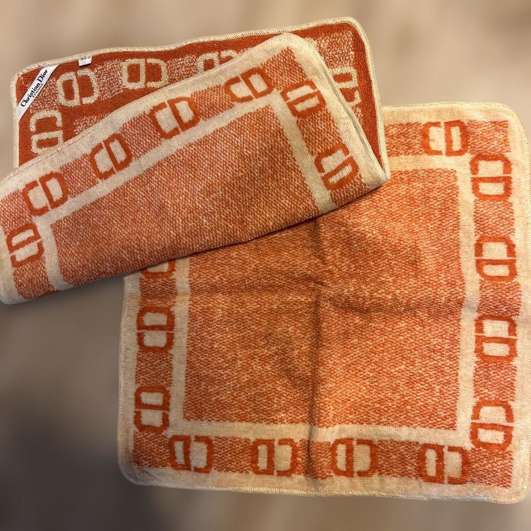 Christian Dior タオルハンカチ二枚セット