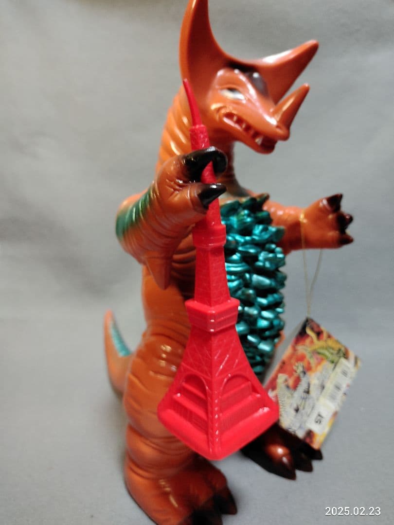 昭和レトロ 1991年ブルマァク ジャイアントゴモラソフビ復刻版怪獣東京タワー付