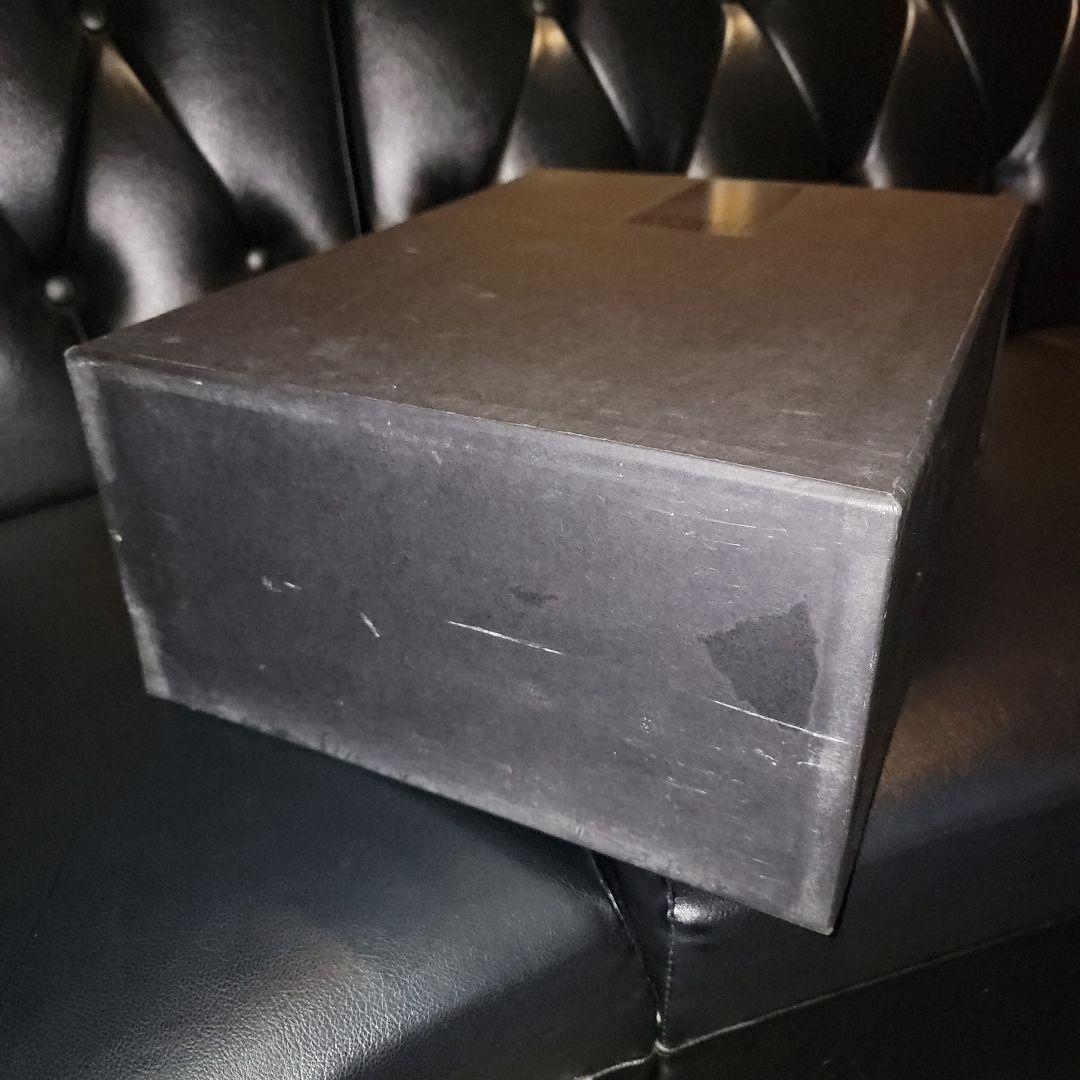 リシャールヘネシー正規品 700ml バカラ製空き瓶、化粧箱、外箱あり