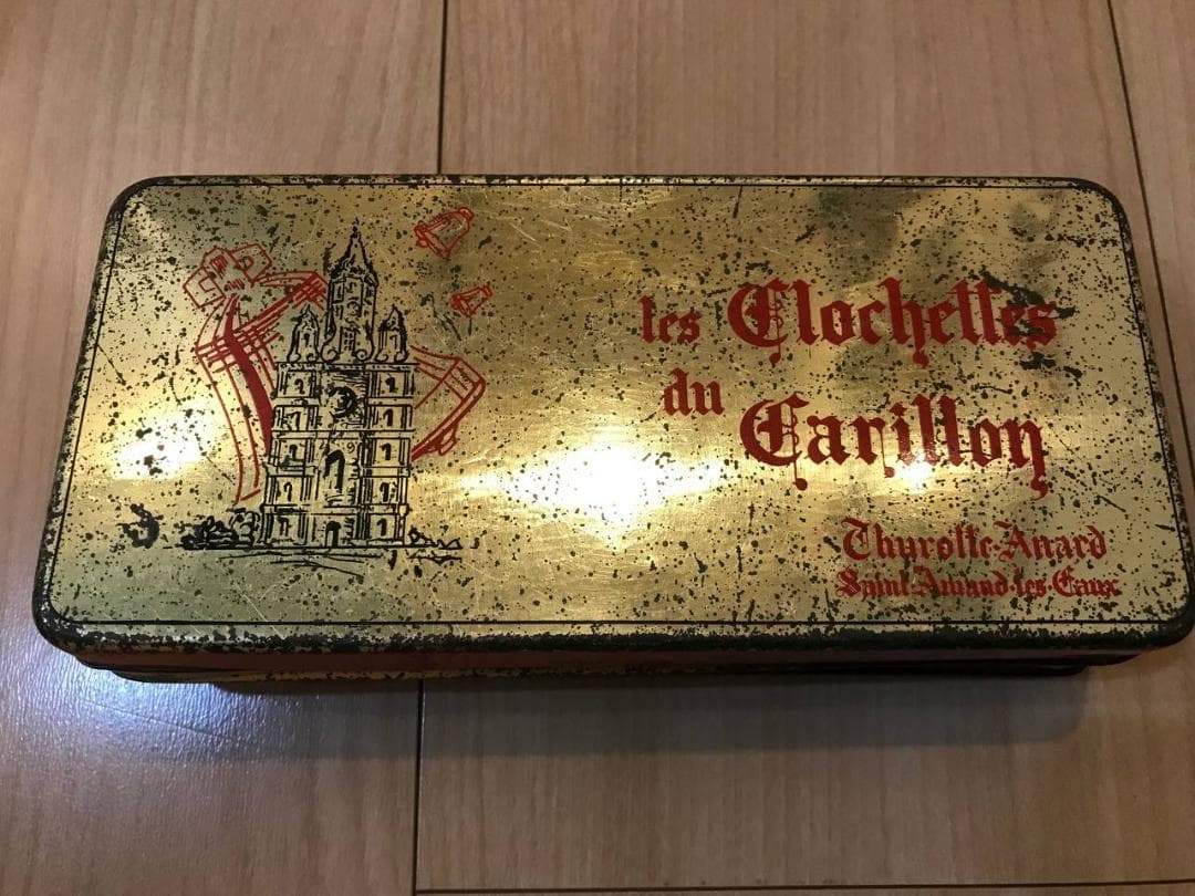 ブリキ缶　【レア！】年代不明　フランス　カリヨンの鐘
