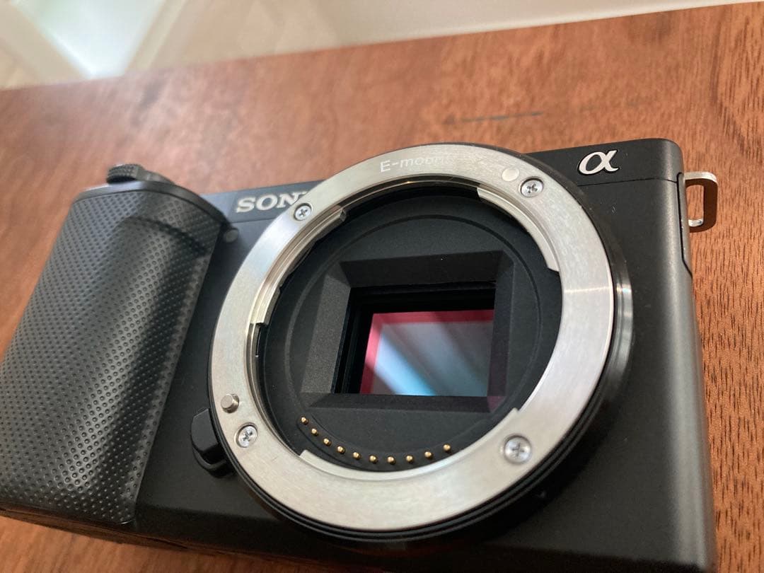 Sony VLOGCAM ZV-E10 レンズ・元箱付属 ほぼ未使用