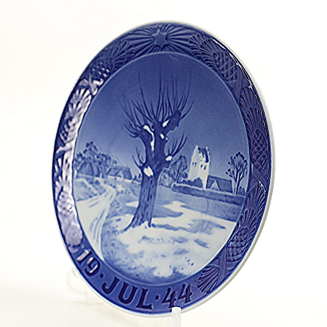 1944年「雪におおわれた景色と教会」イヤー プレート ロイヤル コペンハーゲン