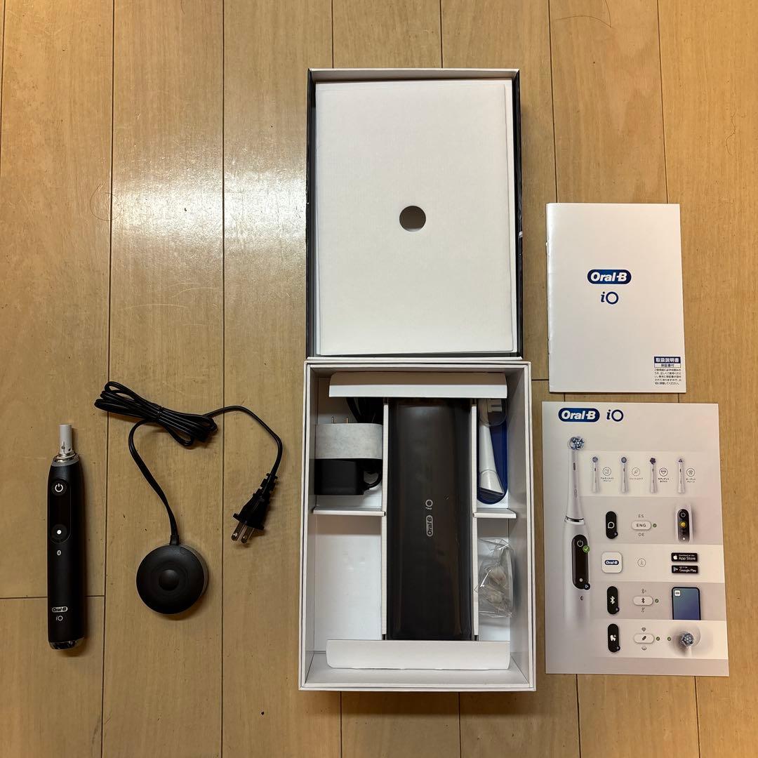 ブラウン iO9ブラックオニキス　電動歯ブラシ IOM92J22ACBK-W