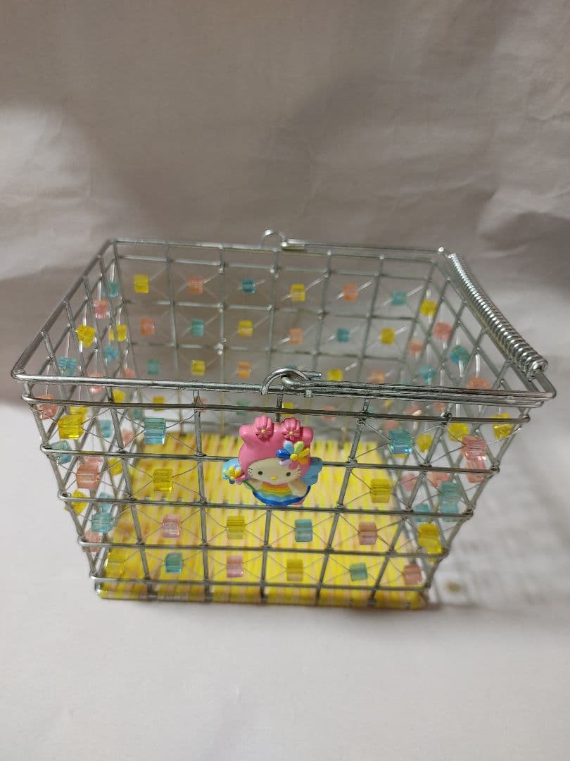 ハローキティ　2001年　妖精　フェアリーキティ　ハル　籠