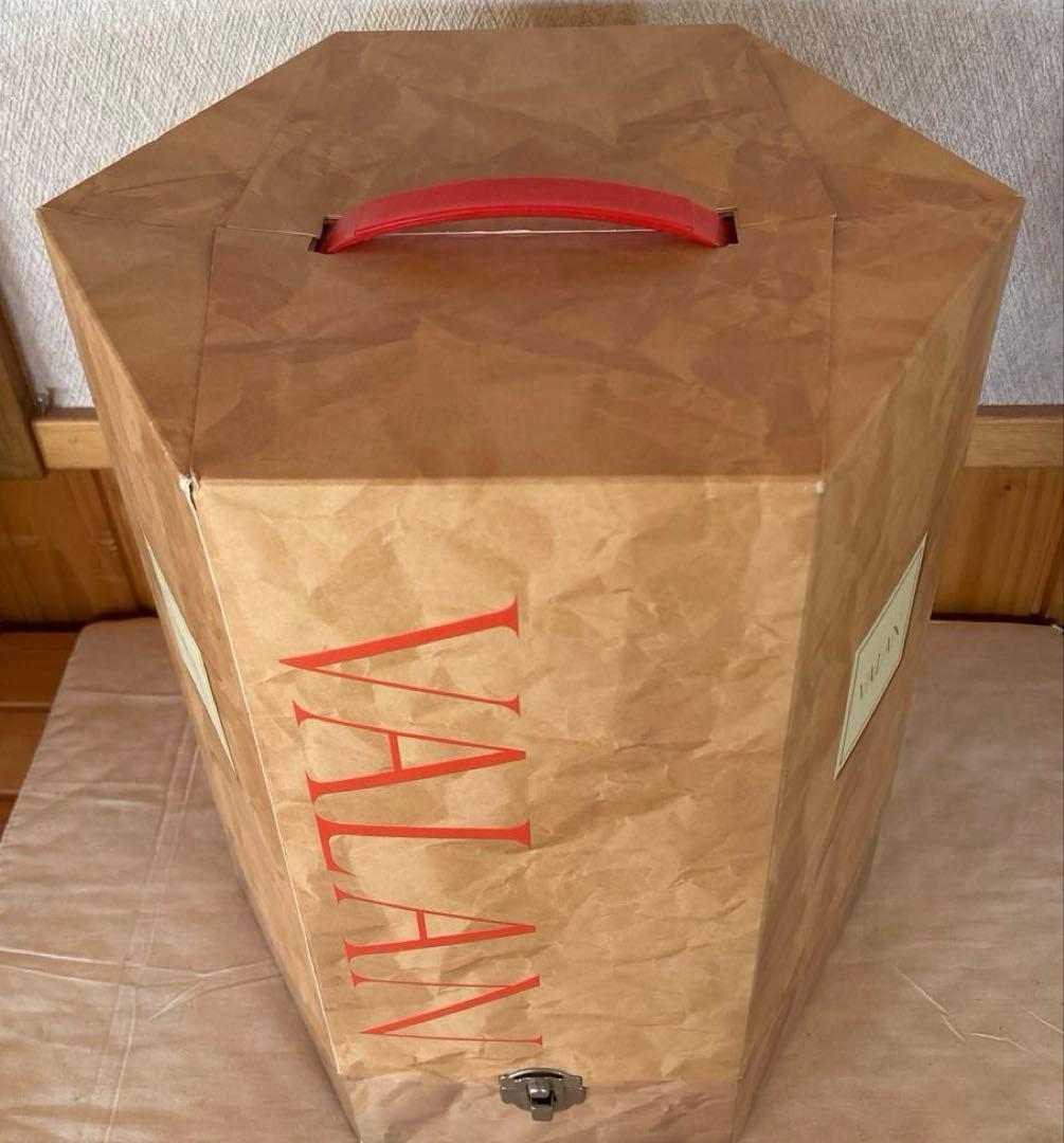 《値下げ》【美品】フォンテーヌ　ショート　パーマ　ウィッグ　専用ケース付