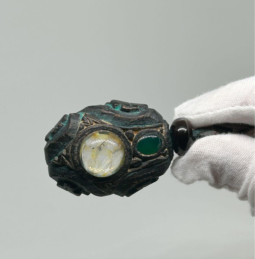 北海道アイヌコタン 西田智三さん作 アイヌ紋様彫刻ペンダント