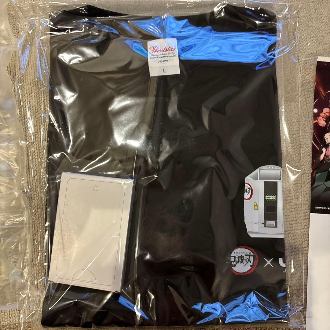 鬼滅の刃　JR北海道 描き下ろしイラストデザインTシャツ＆パスケース非売品