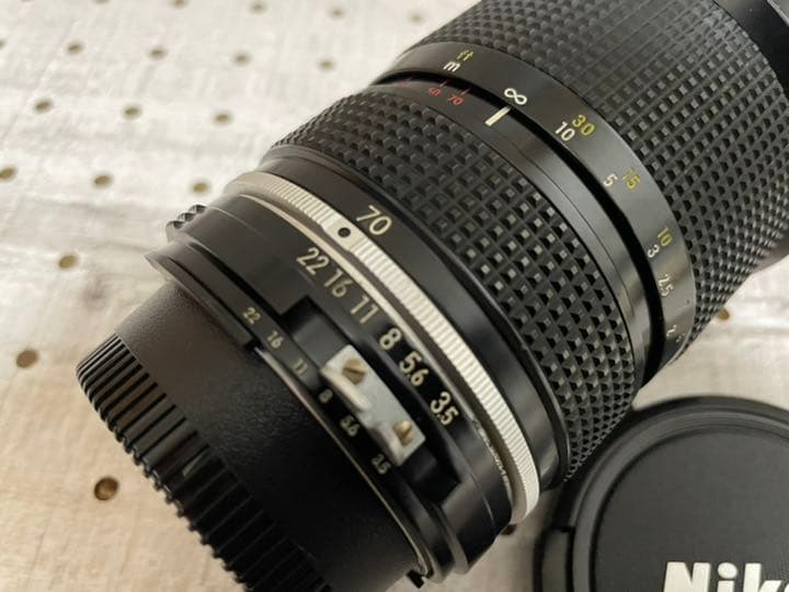 Zoom Nikkor Ai 35-70-mm F3.5 ニコン [Ai改]