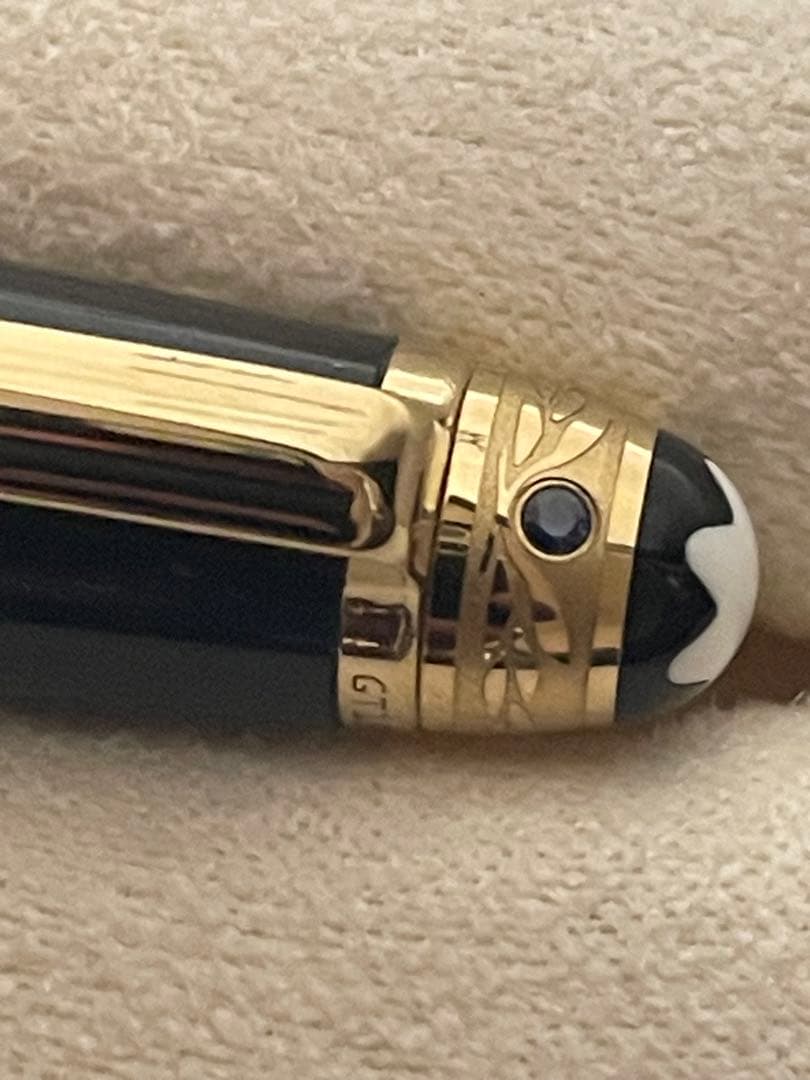 ‼️限定品‼️モンブラン ユニセフボールペン‼️サファイア‼️化粧箱サービスガイド付属